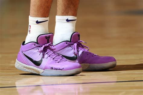 The <strong>shoe</strong>. . Devin booker purple shoes